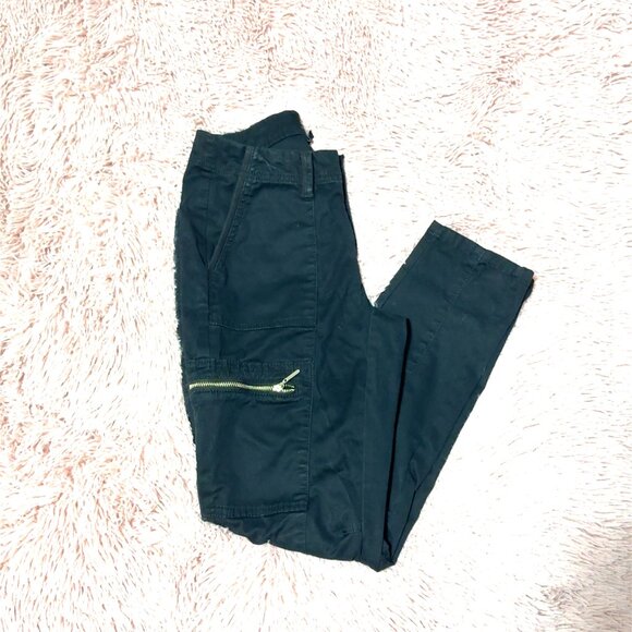 WHBM Black Pret-A-Pedi Slim Crop, Size 00 - Picture 4 of 6